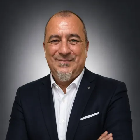 Πορτρέτο: Νίκος Κερασιώτης, Real Estate Advisor & Strategist, founder του EstateIQ